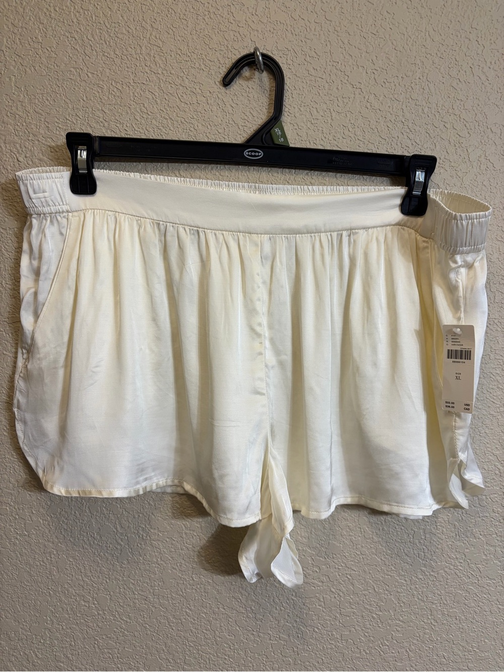 Anthropologie Cream Lightweight Flow Silky Shorts